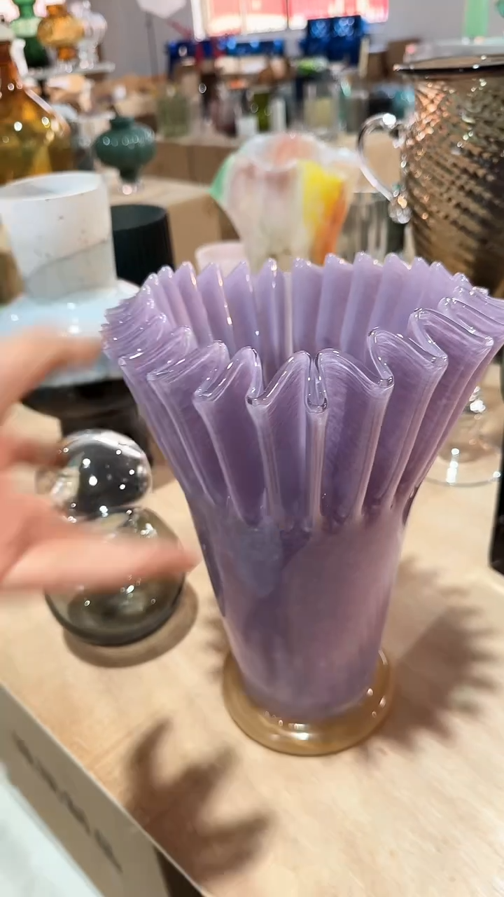 【闪购商品】紫色折纸花瓶