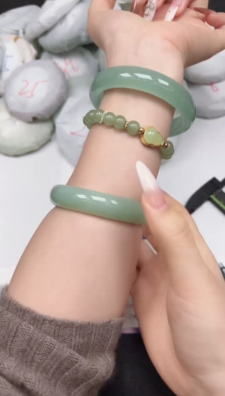 东凌女款手镯A356/5960