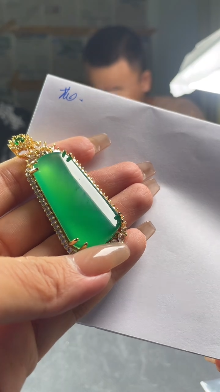 花?｛高端甄选}绿色无事牌毛衣链