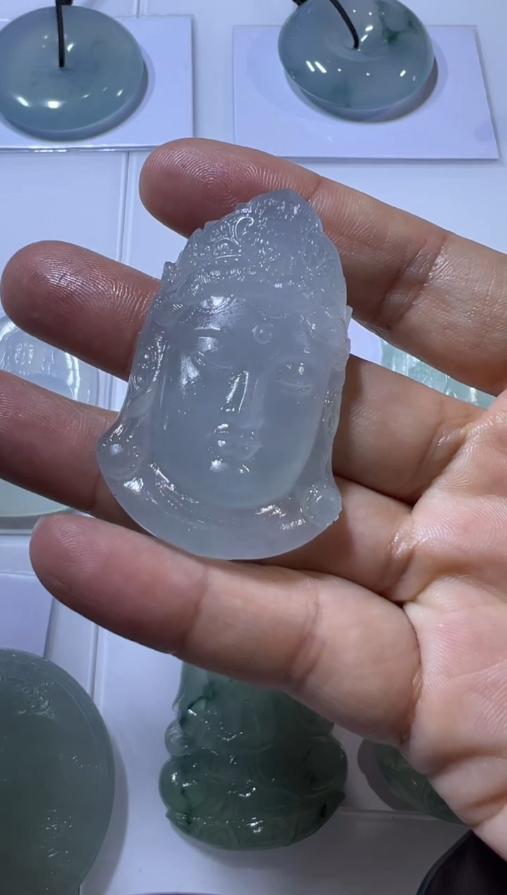 未镶嵌定制翡翠挂件