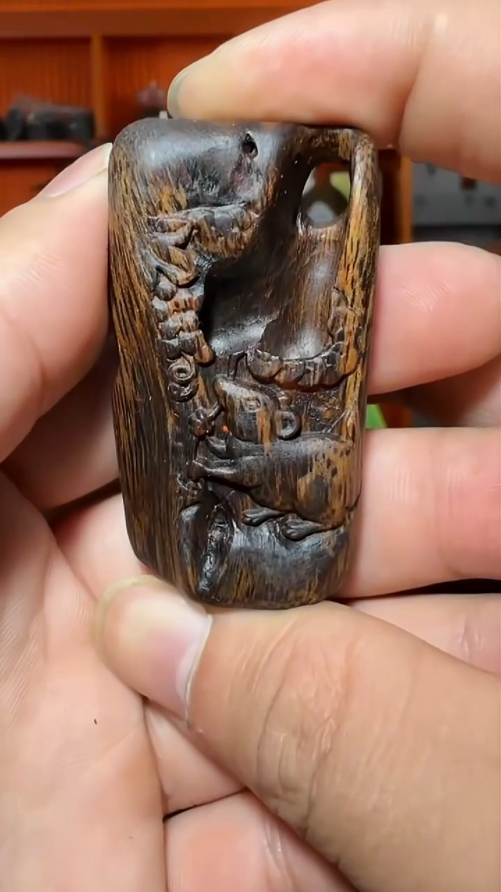 沉香吊坠200号生肖鼠多样性发一