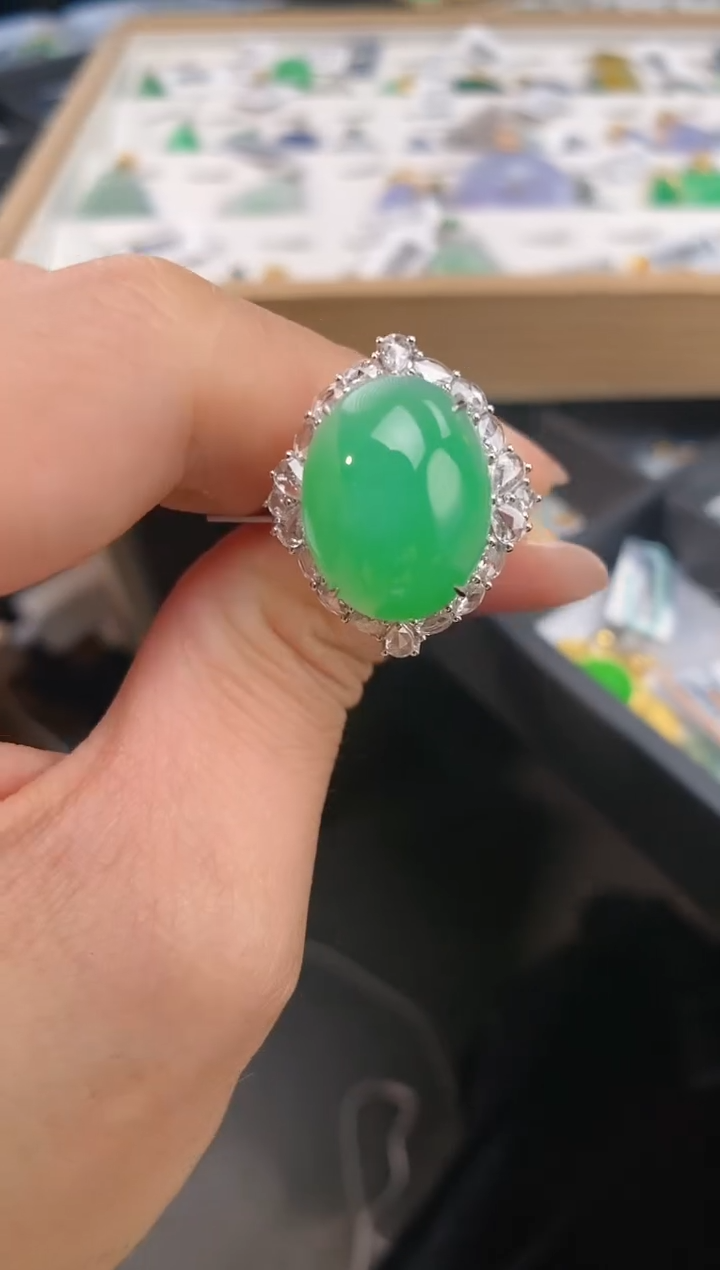 翡翠18K金镶嵌吊坠(不含链)戒指