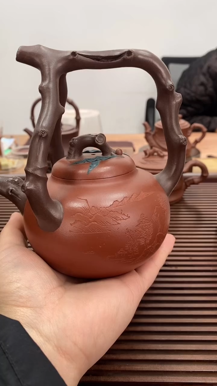 茶壶紫砂我**看福利东坡提梁420毫升