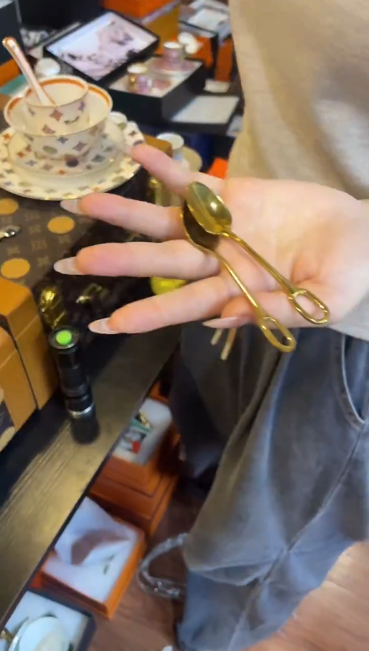 杯鸿辉家品牌瓷器，京东包邮！