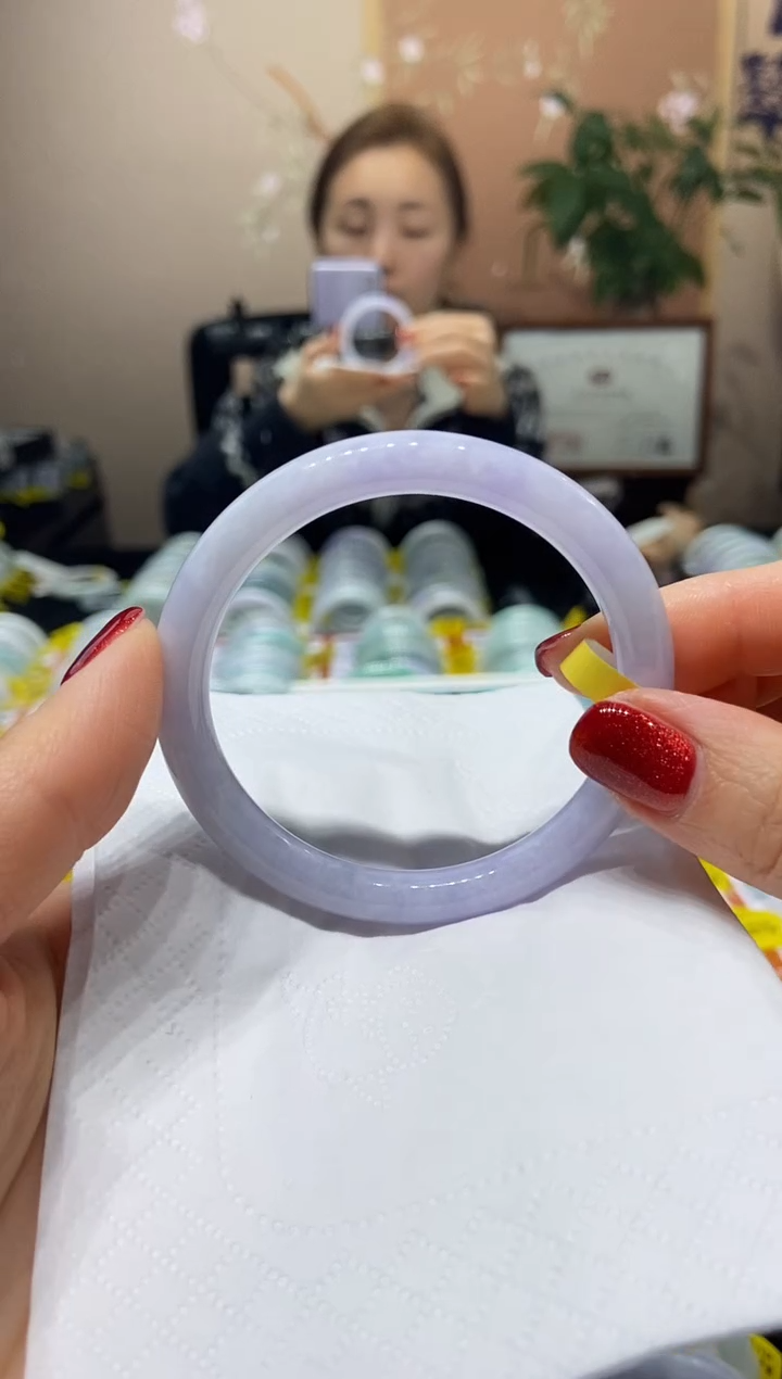 【闪购商品】翡翠手镯未镶嵌54.8圈口