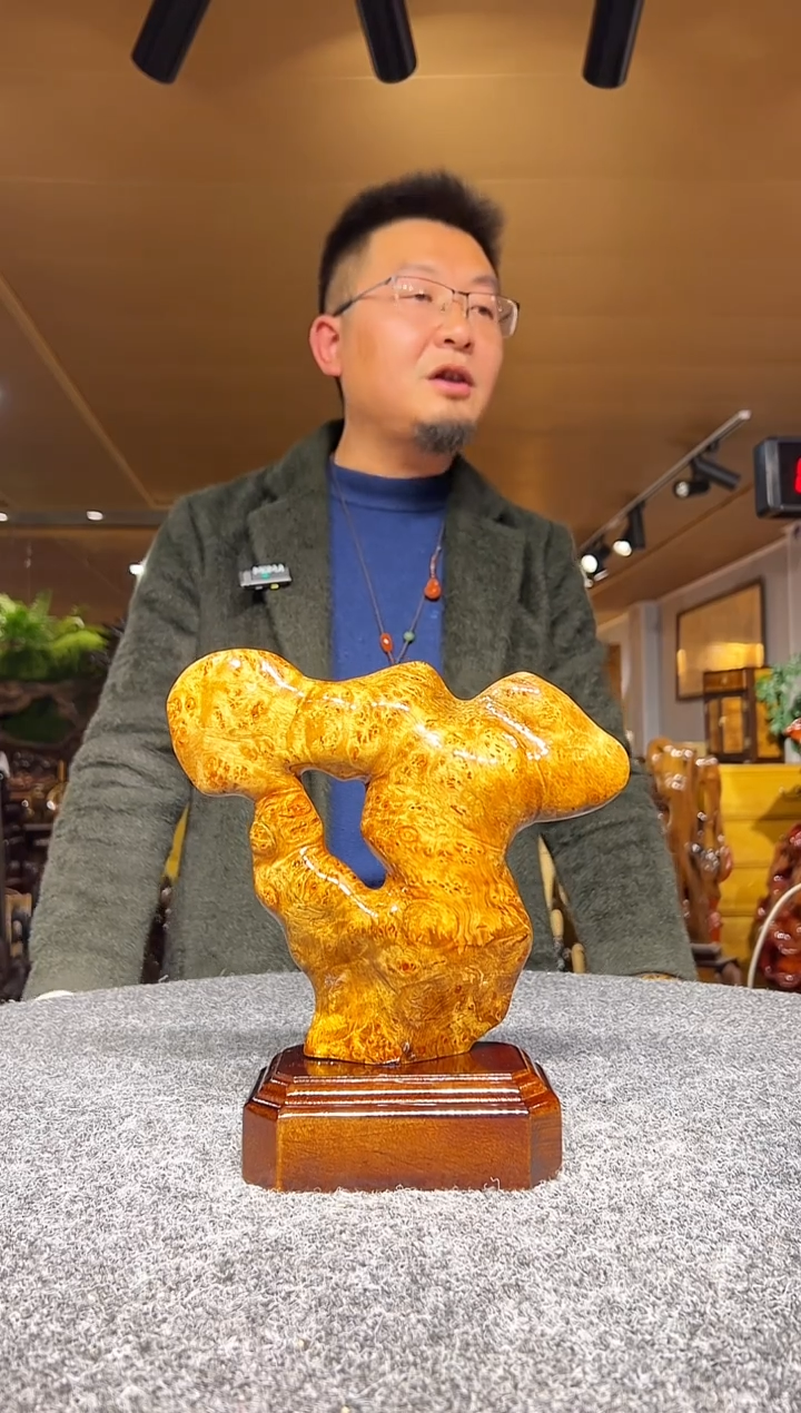 金丝楠木雕款?***?金丝楠木摆件