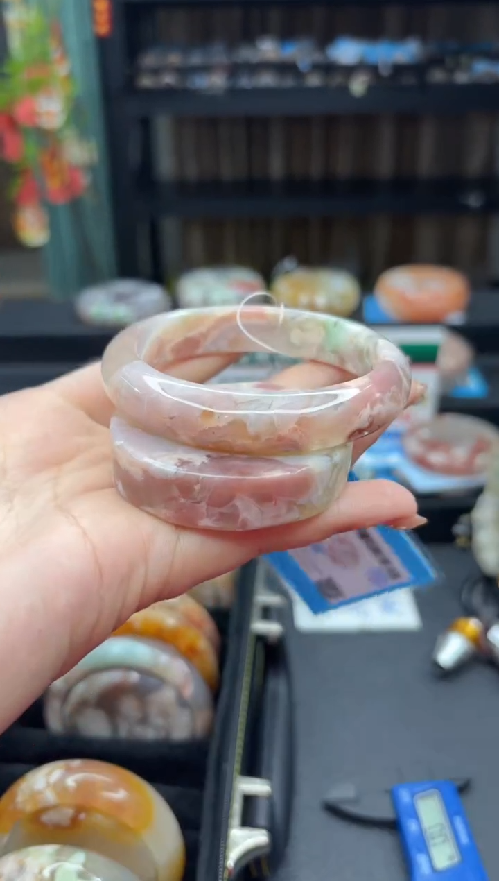 【闪购商品】石英质玉手镯未镶嵌816（56圈赠送镯心）