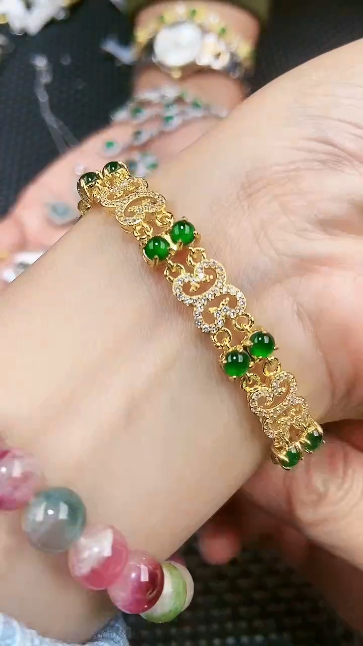 【闪购商品】翡翠手链未镶嵌11111111