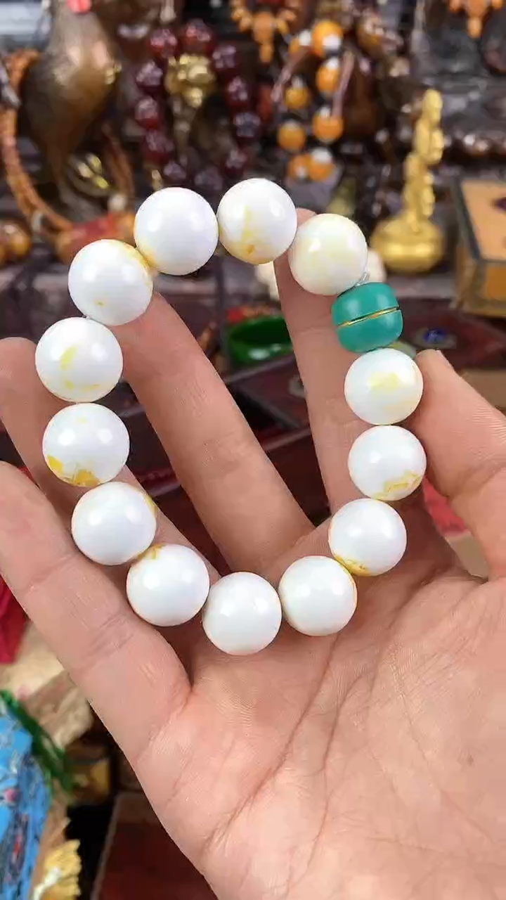 【闪购商品】蜜蜡手链未镶嵌猪妹精品专属链接