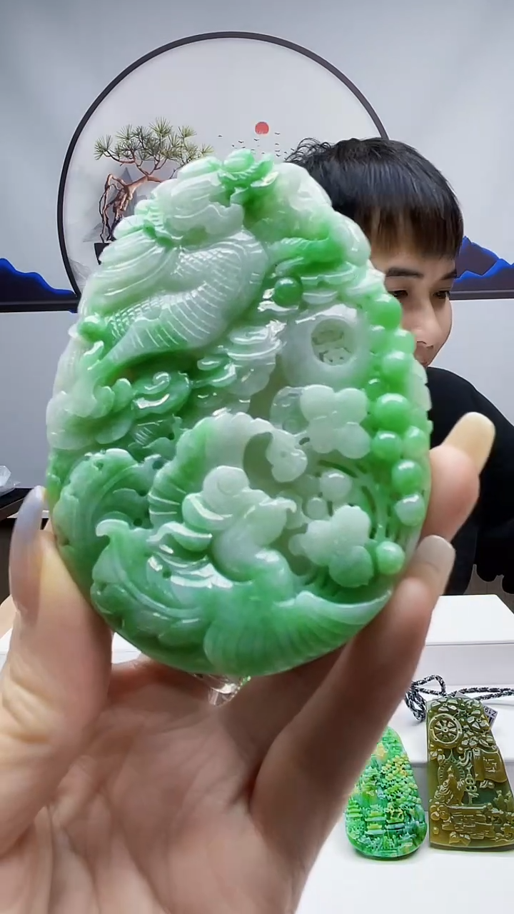 未镶嵌定制翡翠毛货挂件154