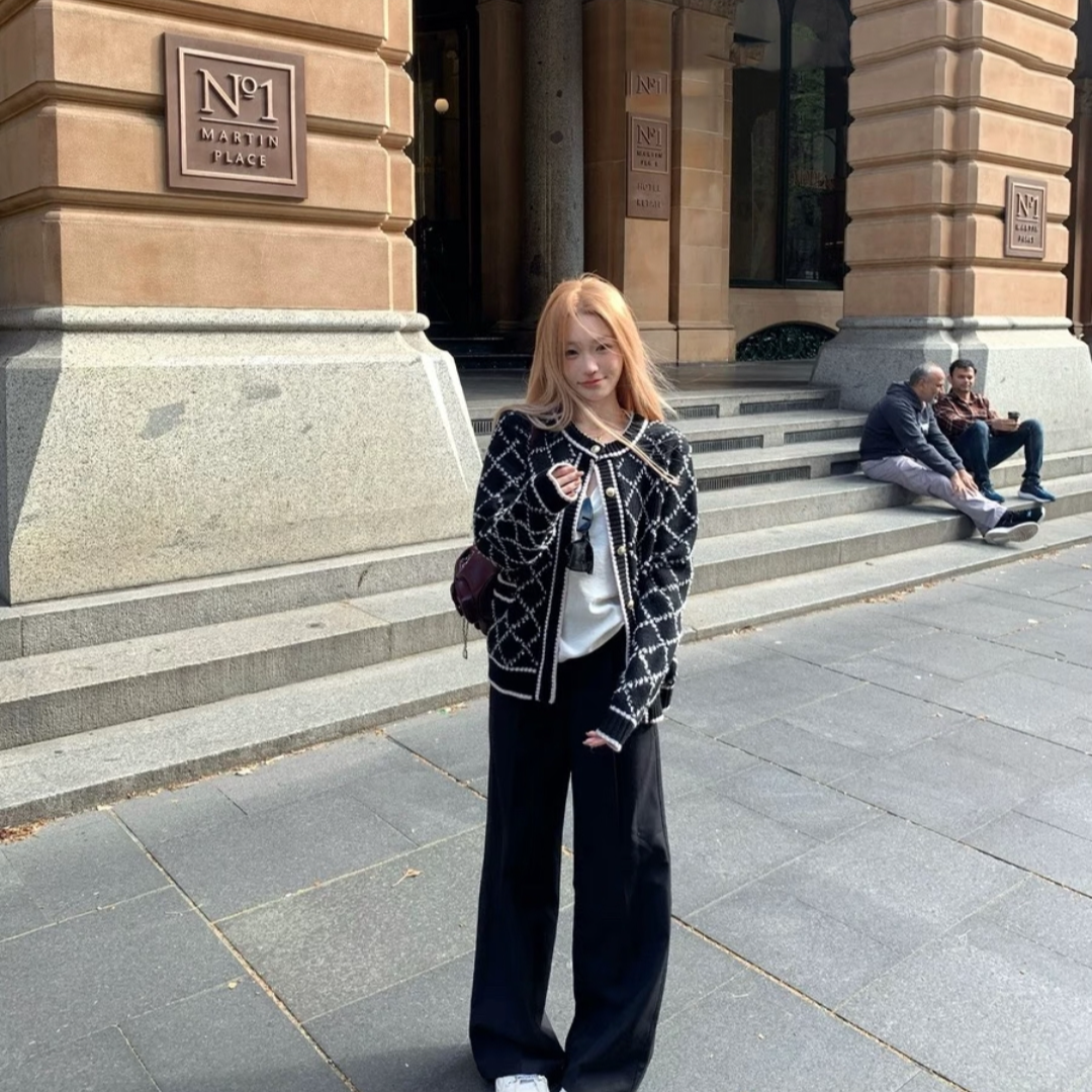 2025新款菱格英伦风圆领开衫55065