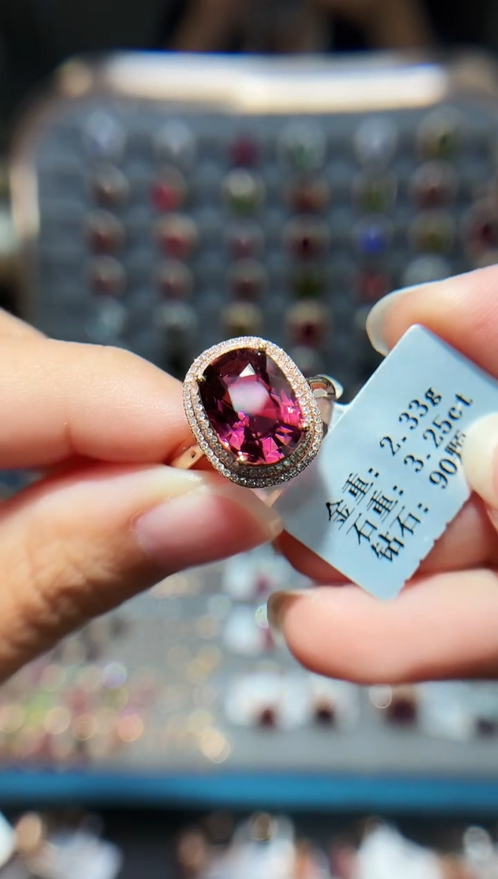 18K金镶嵌戒指碧玺3.25.