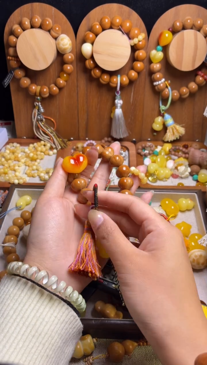 手串猴头核桃c****h全品新品高桃16俏色心黄跑环葫芦流苏吊坠全穿
