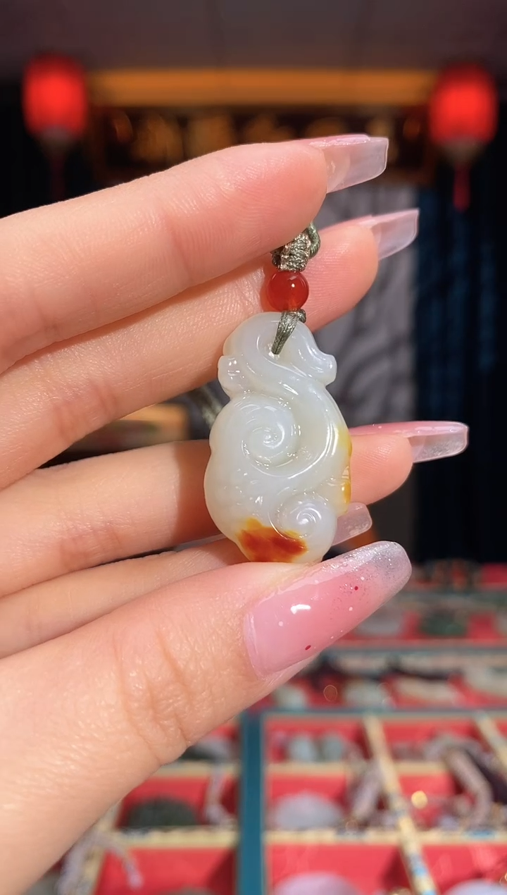 【闪购商品】和田玉颈饰未镶嵌如意