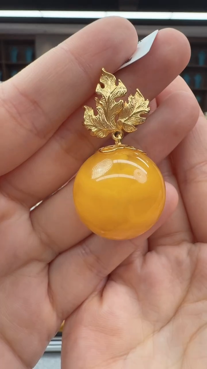 未镶嵌颈饰琥珀233秒拍号