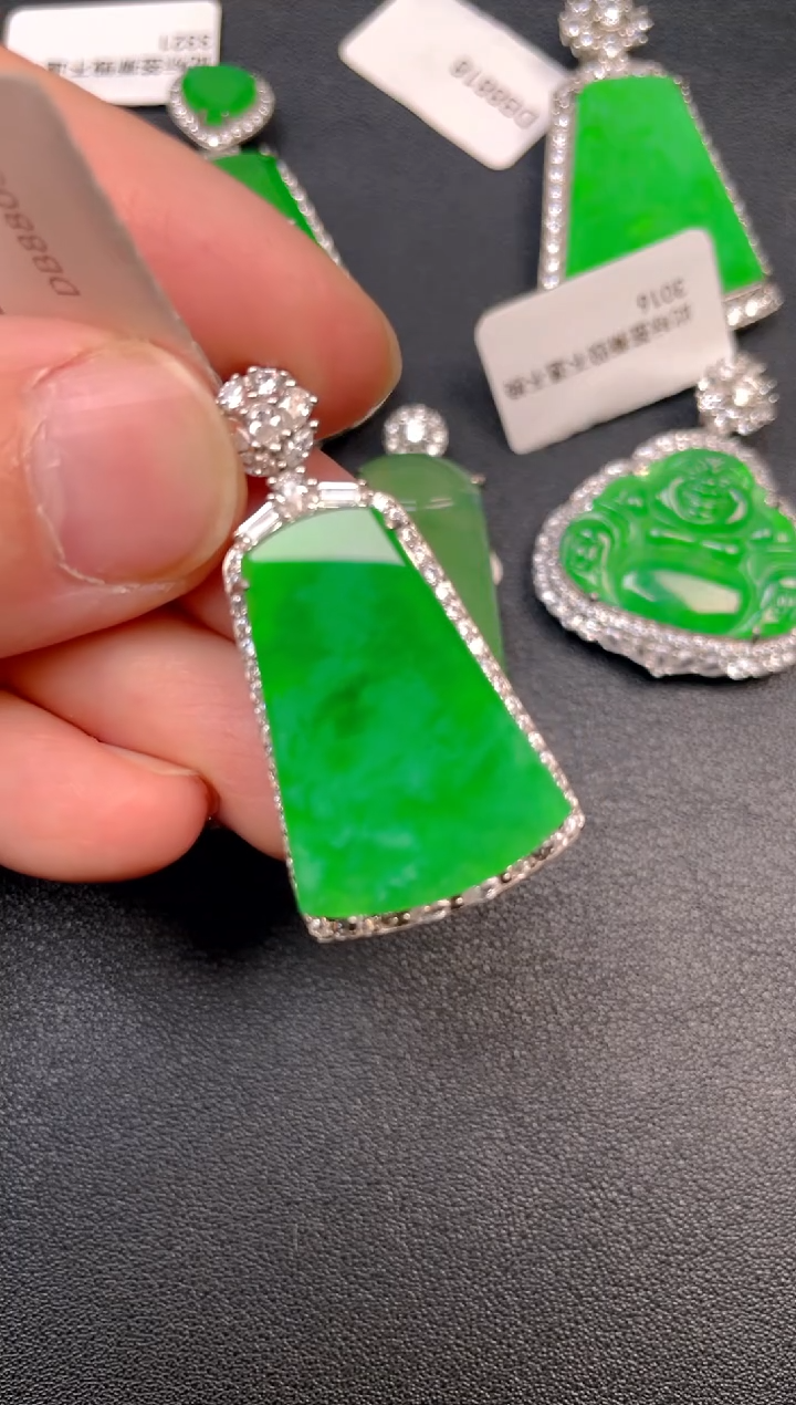 吊坠(不含链)银S925镶嵌翡翠吊坠