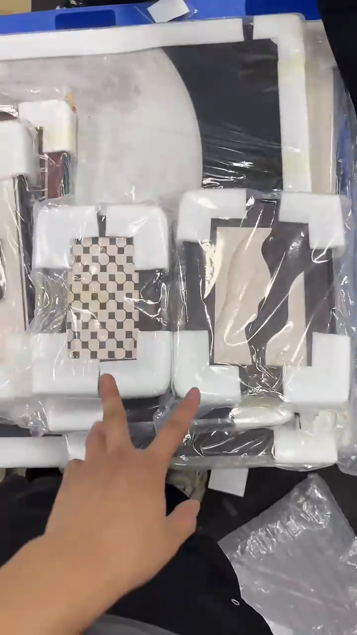 仓库清仓画       默认瑕疵