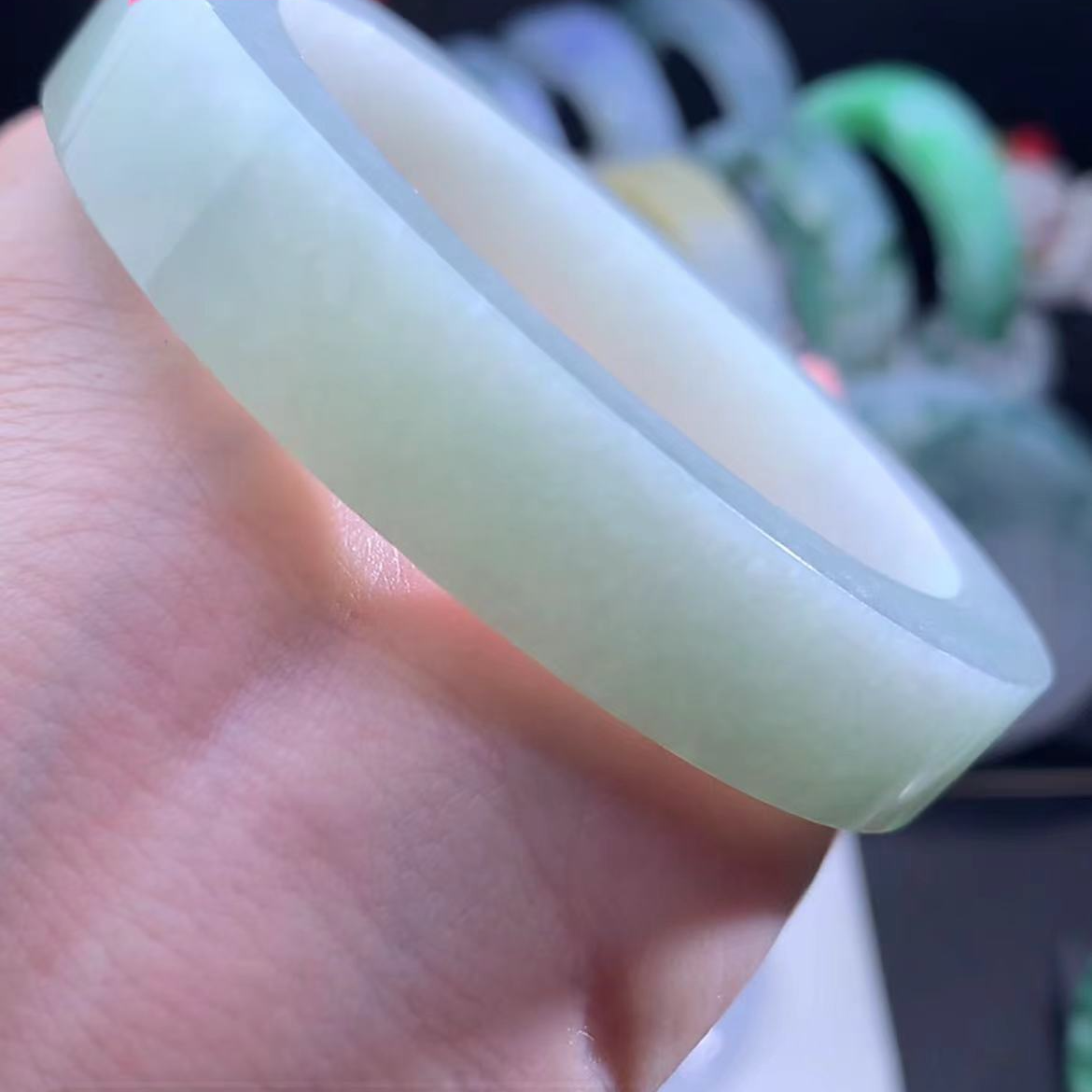 镯美人翡翠定制手镯