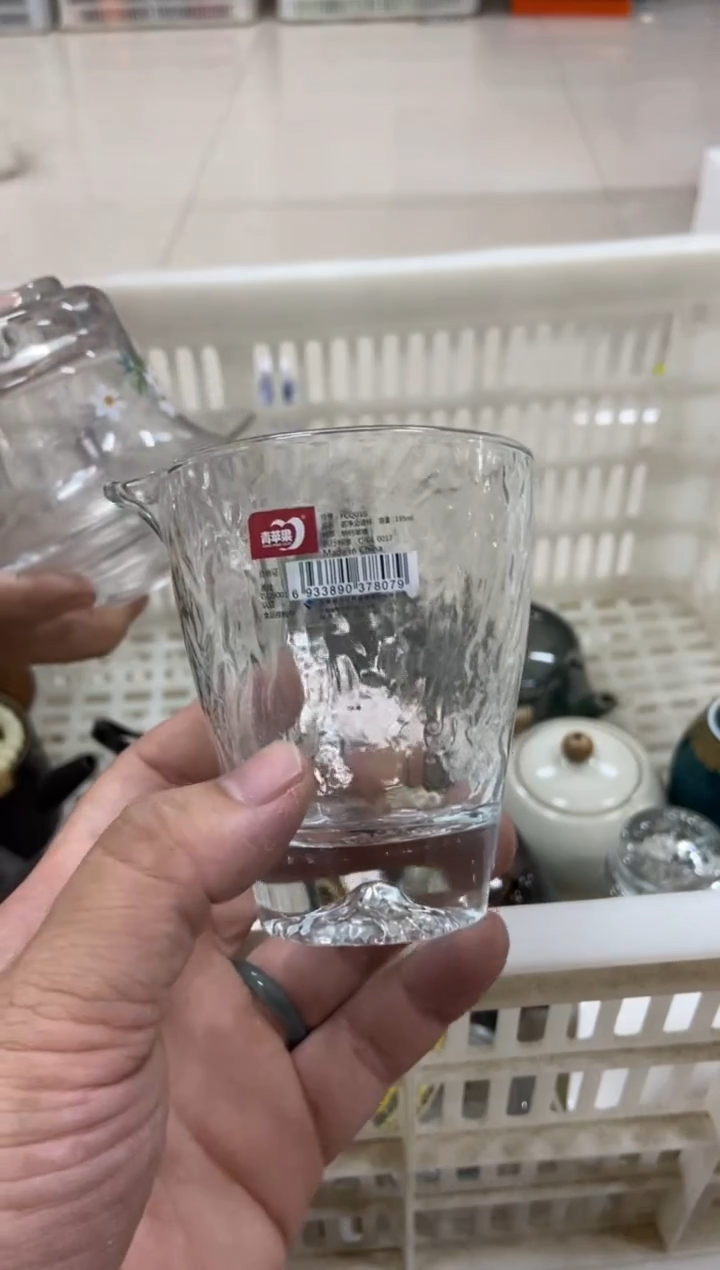 杯无运费险有瑕疵的摄影的产品有使用过的痕迹有点脏介意勿拍