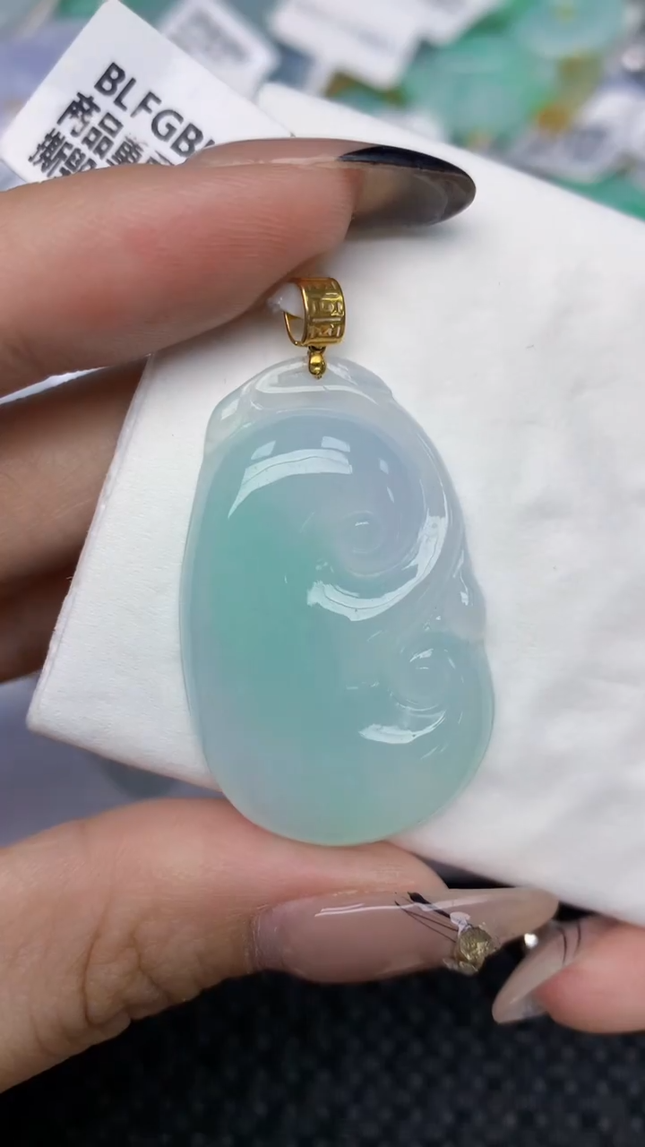颈饰18K金镶嵌翡翠天然缅甸翡翠a货百元以上9元证书费自理