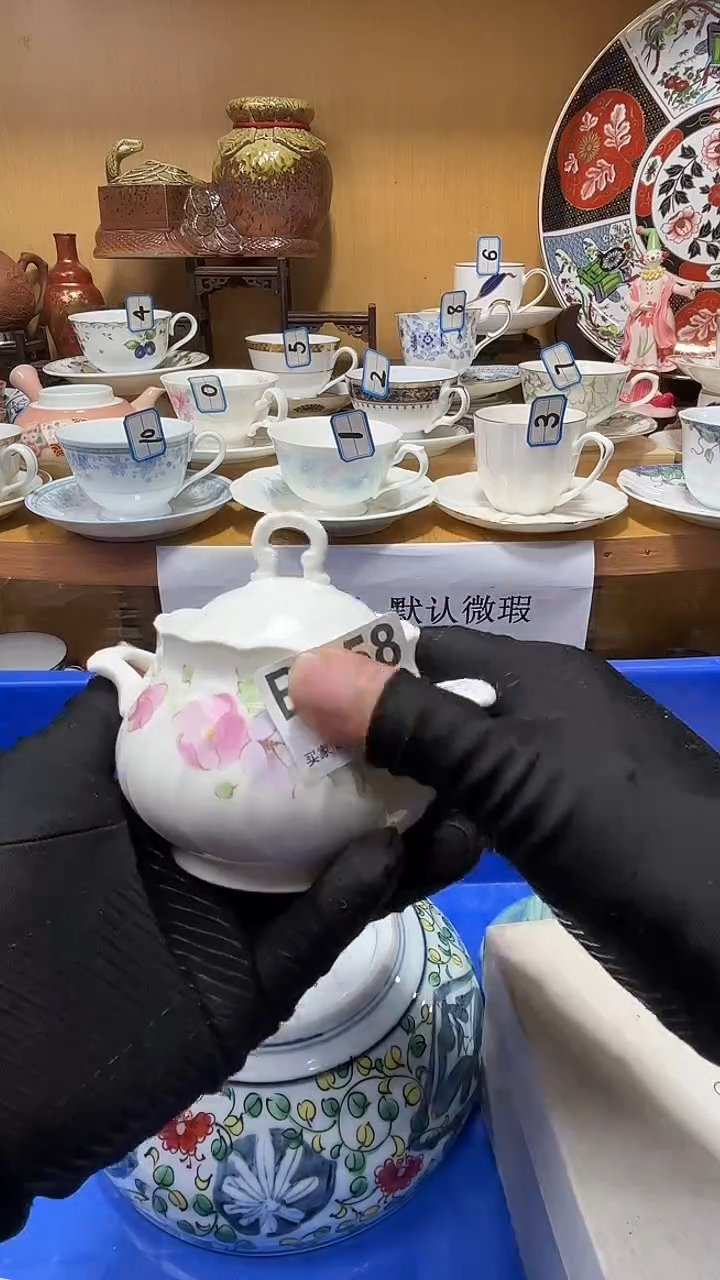 春***雪中古货品默认微瑕