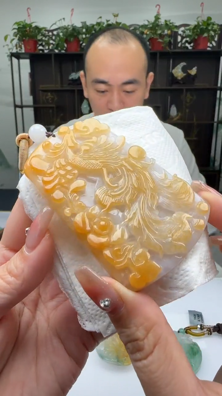 【闪购商品】翡翠颈饰未镶嵌天然翡翠A货吊坠