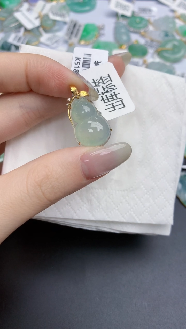 【闪购商品】翡翠颈饰18K金镶嵌天然缅甸翡翠A货