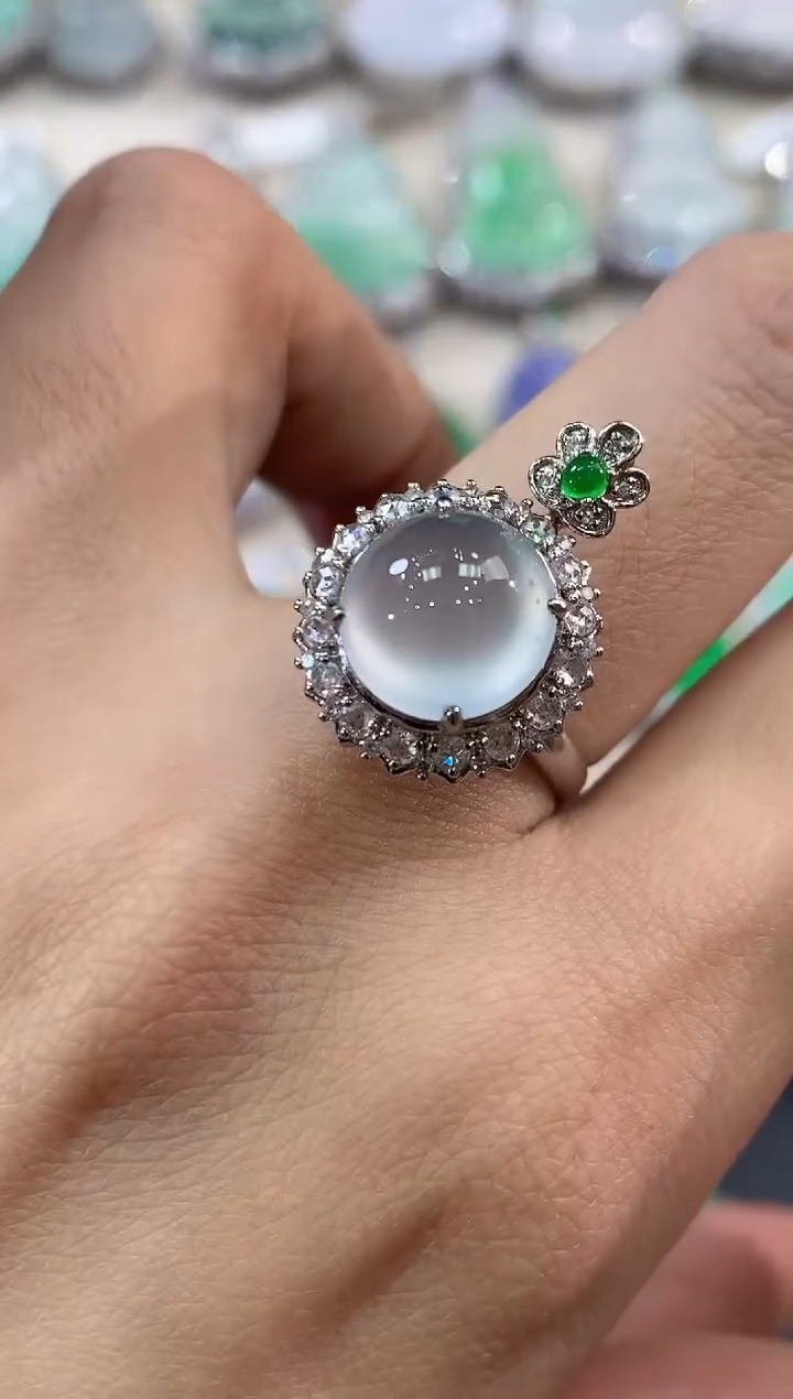 【闪购商品】翡翠戒指18K金镶嵌c91