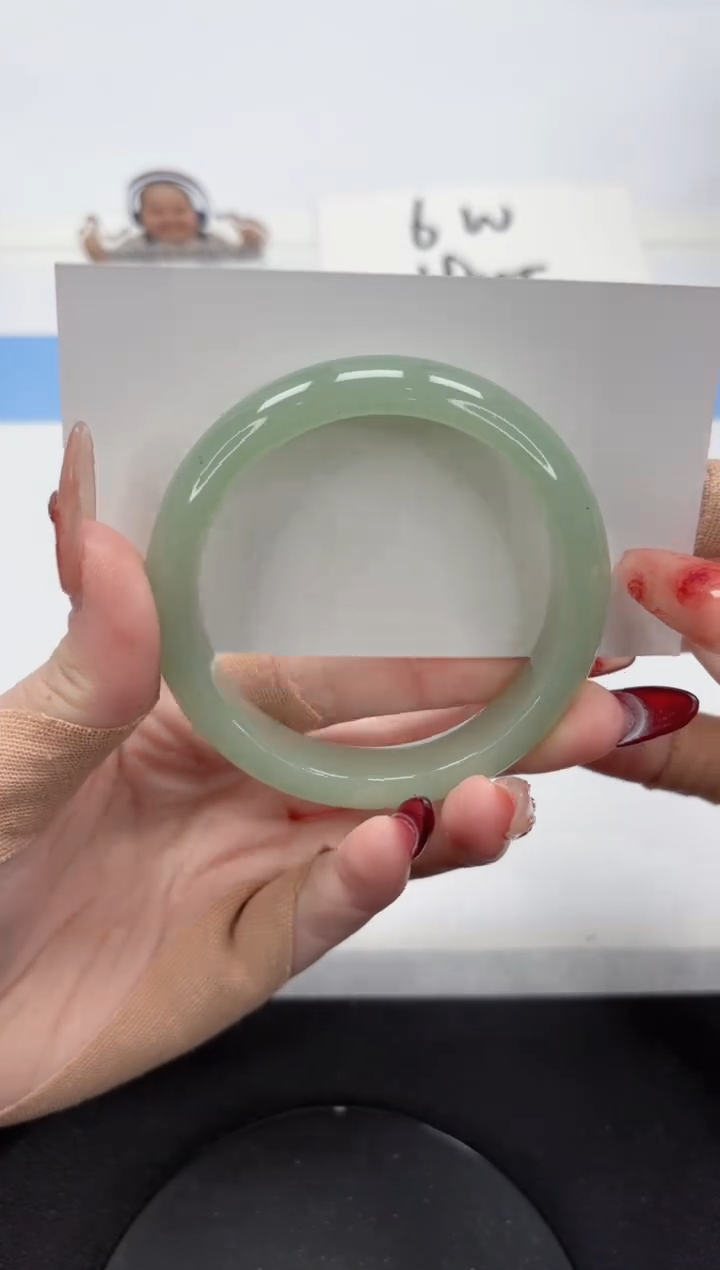 【闪购商品】石英质玉手镯未镶嵌A105-56.8