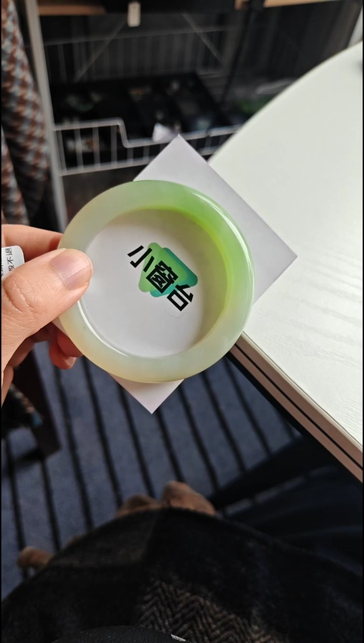 未镶嵌手镯和田玉和田玉手镯未镶嵌