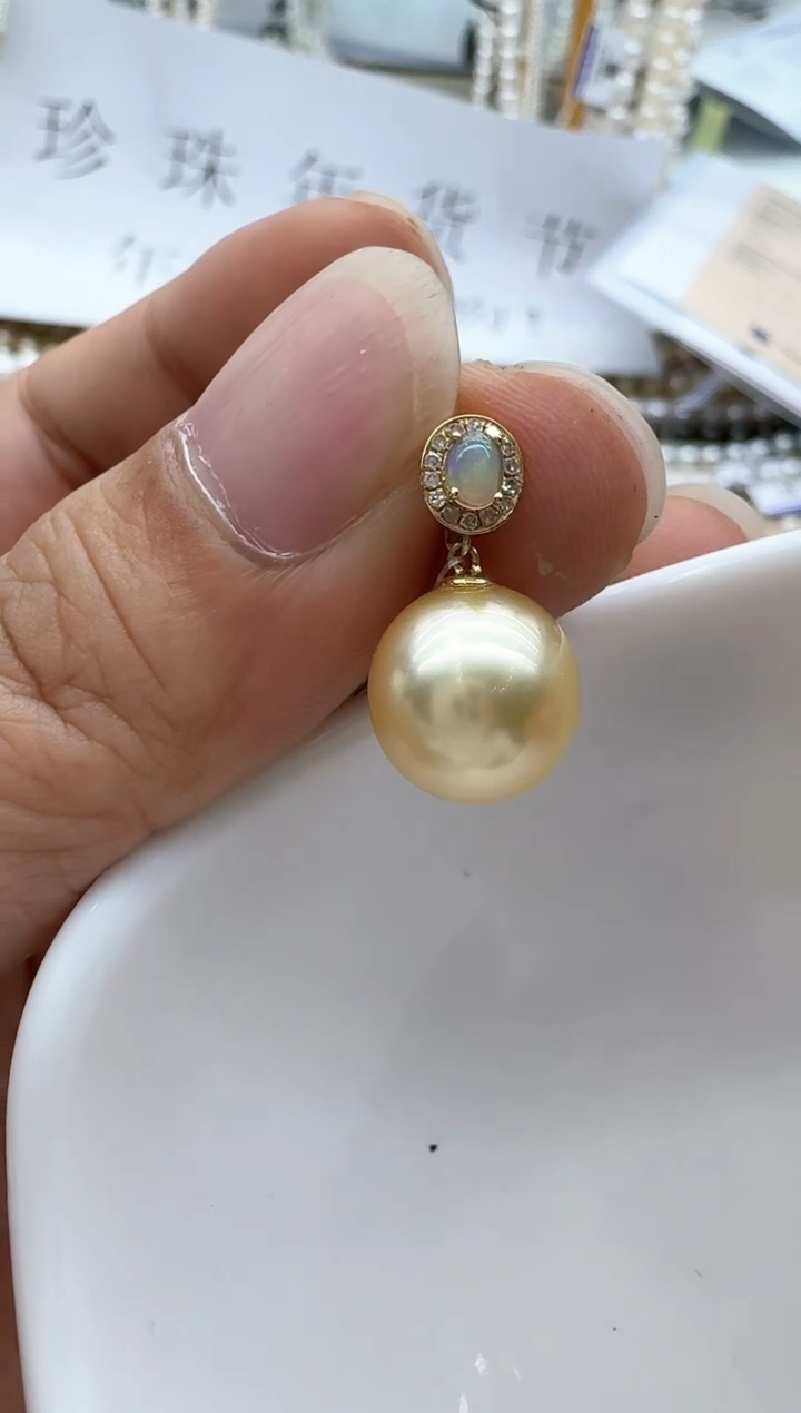 【闪购商品】海水珍珠颈饰18K金镶嵌清货