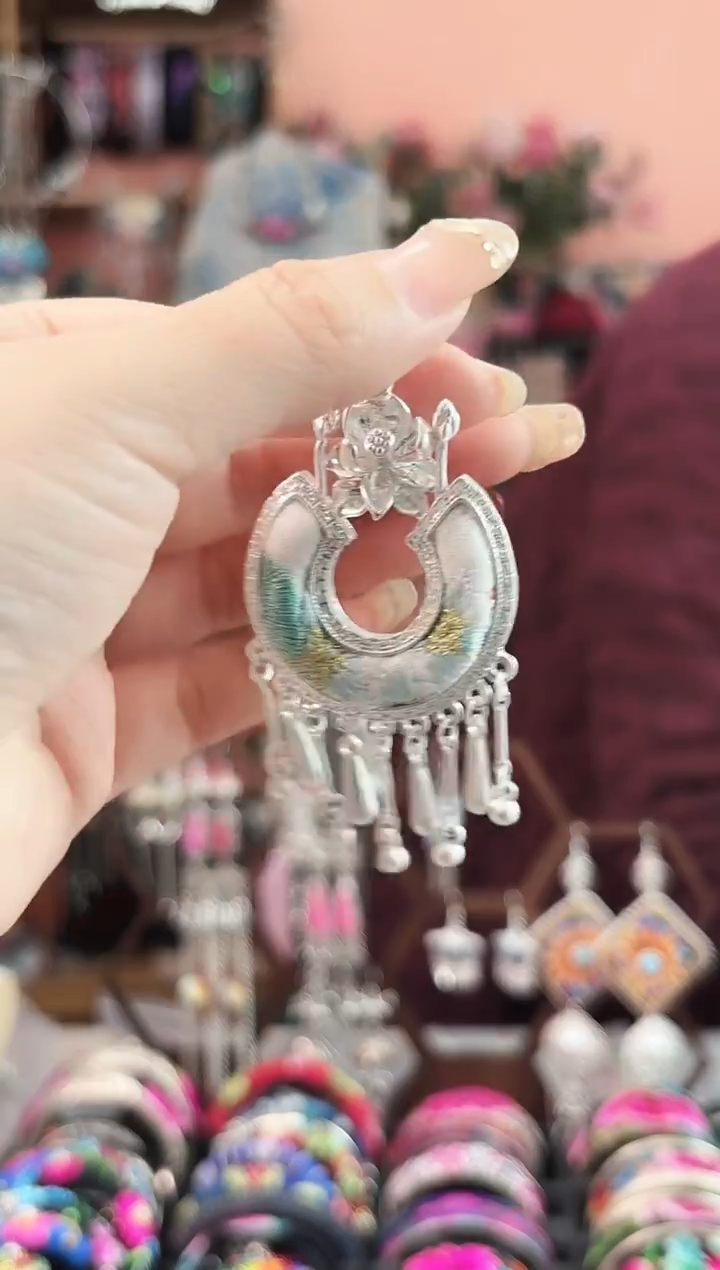 艺枝独绣手工饰品97