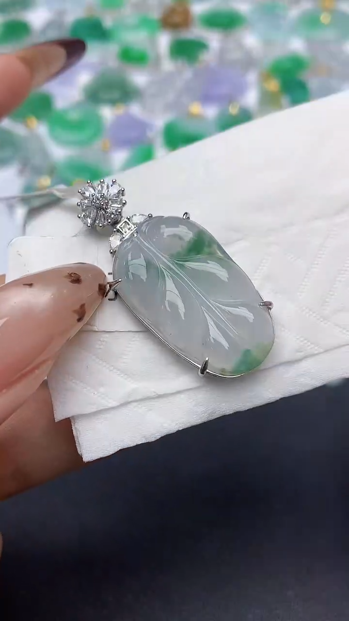 颈饰银S925镶嵌翡翠a货假一赔三支持复检百元上9元证书费自理