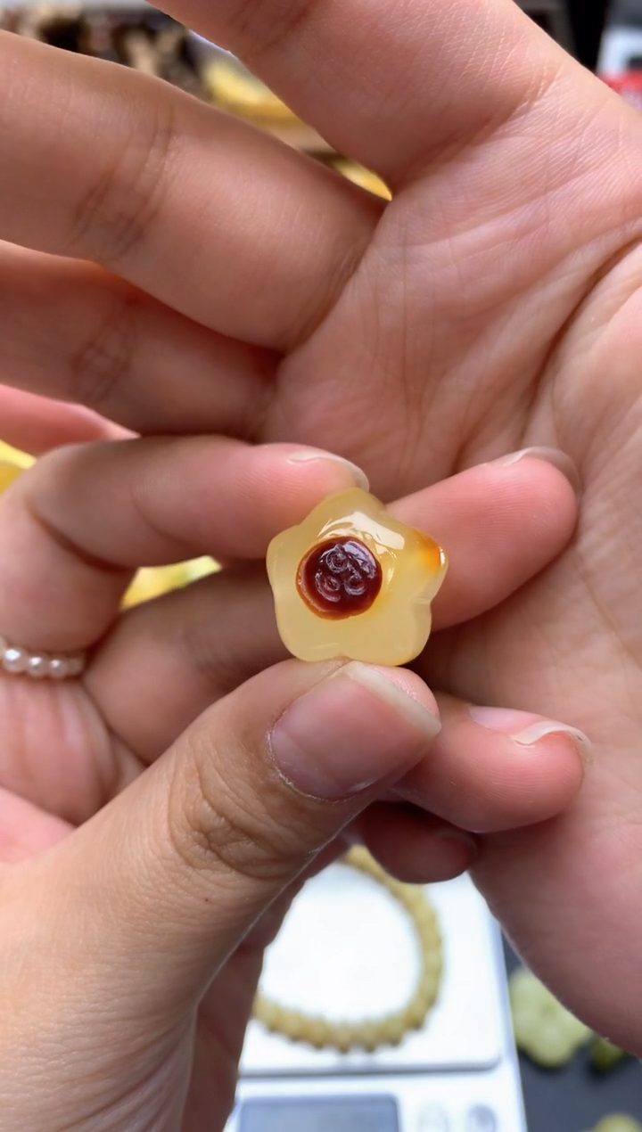 【闪购商品】琥珀珠宝奇石未镶嵌017琥珀蜜蜡花粉有纹小坑介意勿拍