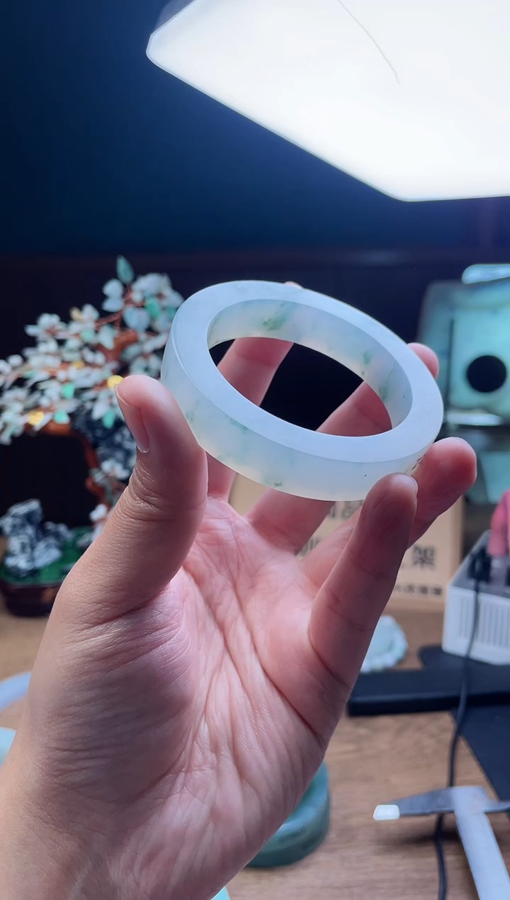 【闪购商品】定制翡翠手镯未镶嵌定制