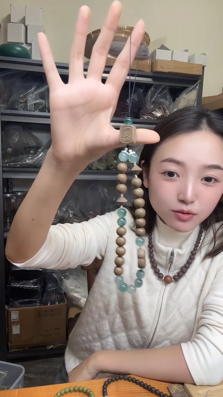 泥塑避疫灵嗅2合一合香挂