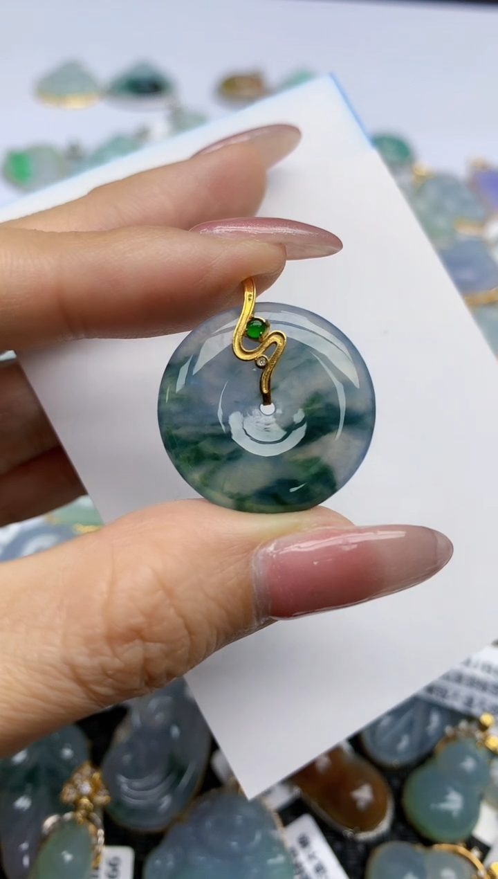 【闪购商品】翡翠挂件18K金镶嵌天然翡翠A货