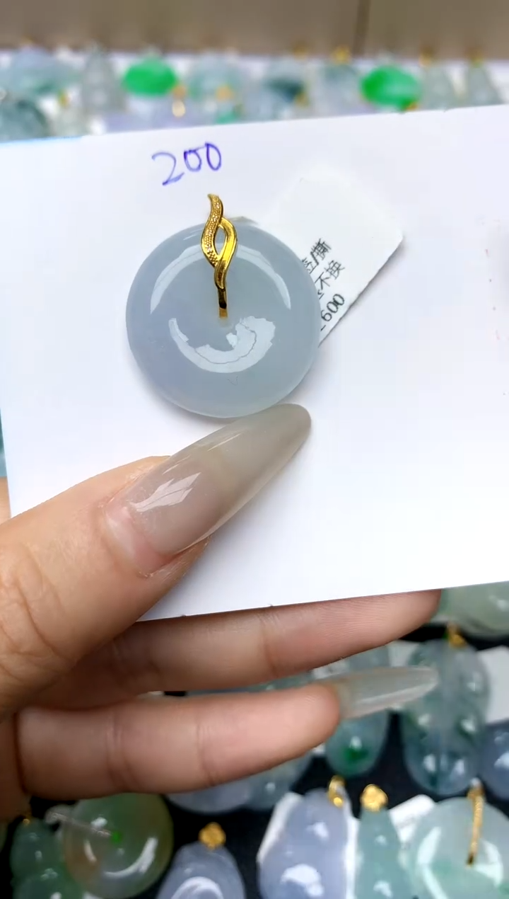 【闪购商品】翡翠颈饰18K金镶嵌天然A货翡翠