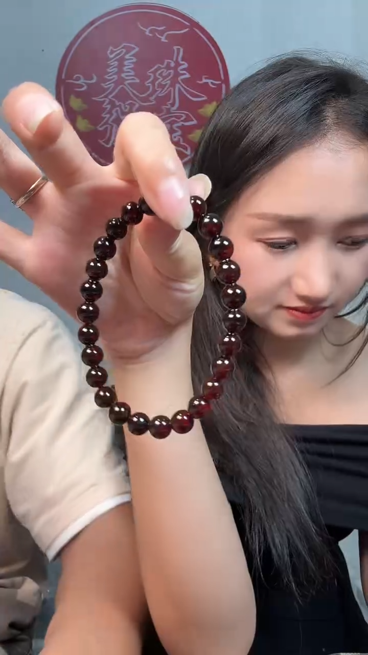 琥珀颈饰未镶嵌6720天然珠宝琥珀.血珀手串多样性发一条