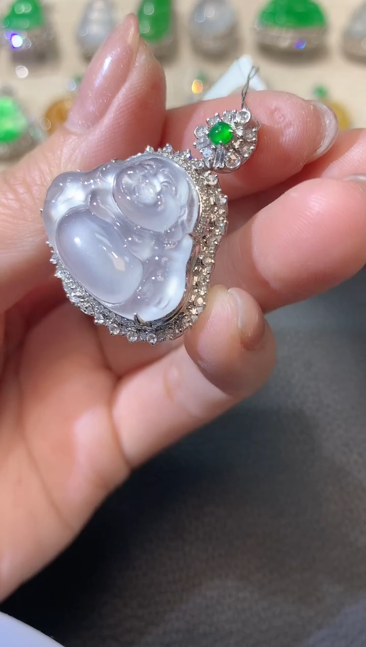 【闪购商品】翡翠吊坠(不含链)18K金镶嵌C10