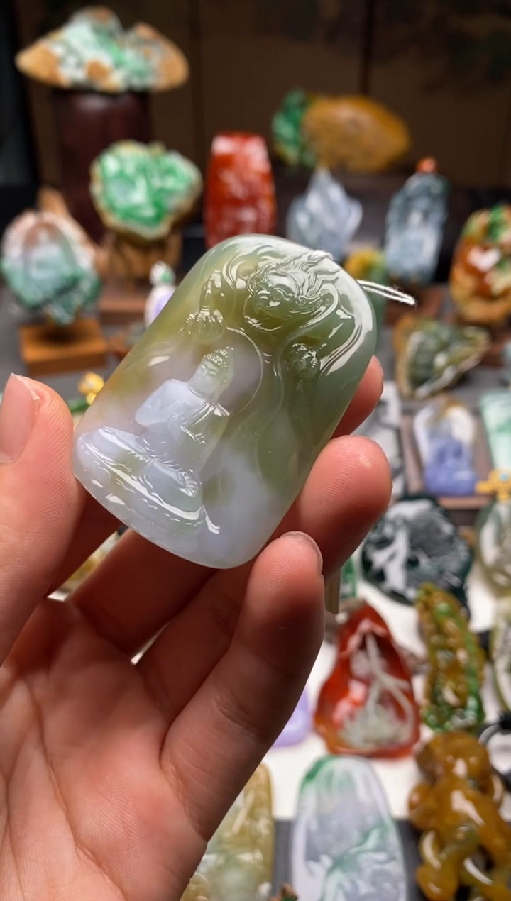 【闪购商品】翡翠颈饰未镶嵌成品