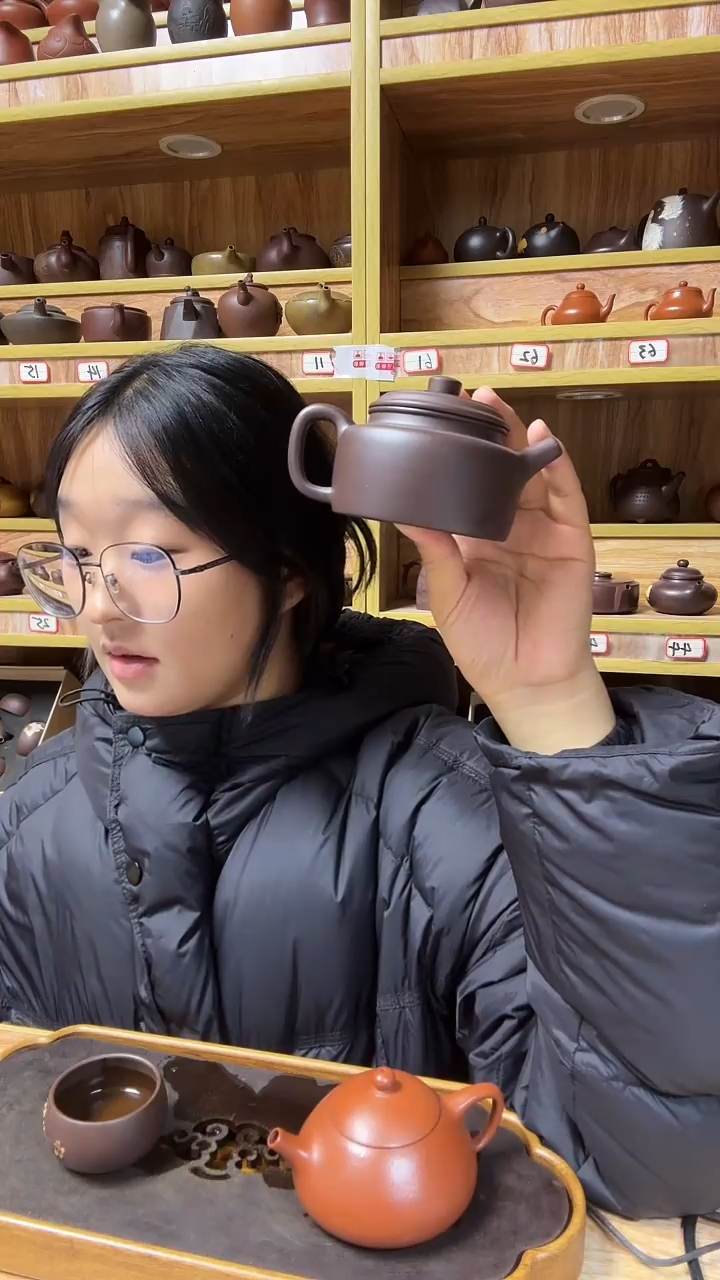 茶壶紫砂紫泥200cc左右德中