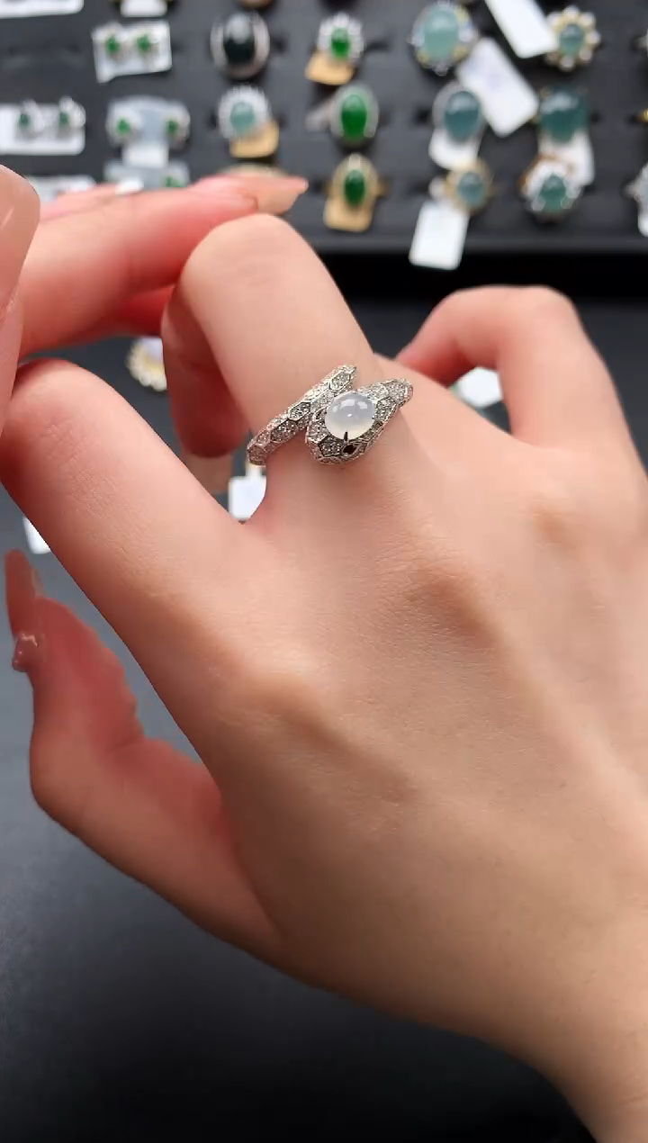 【闪购商品】翡翠戒指银S925镶嵌52141