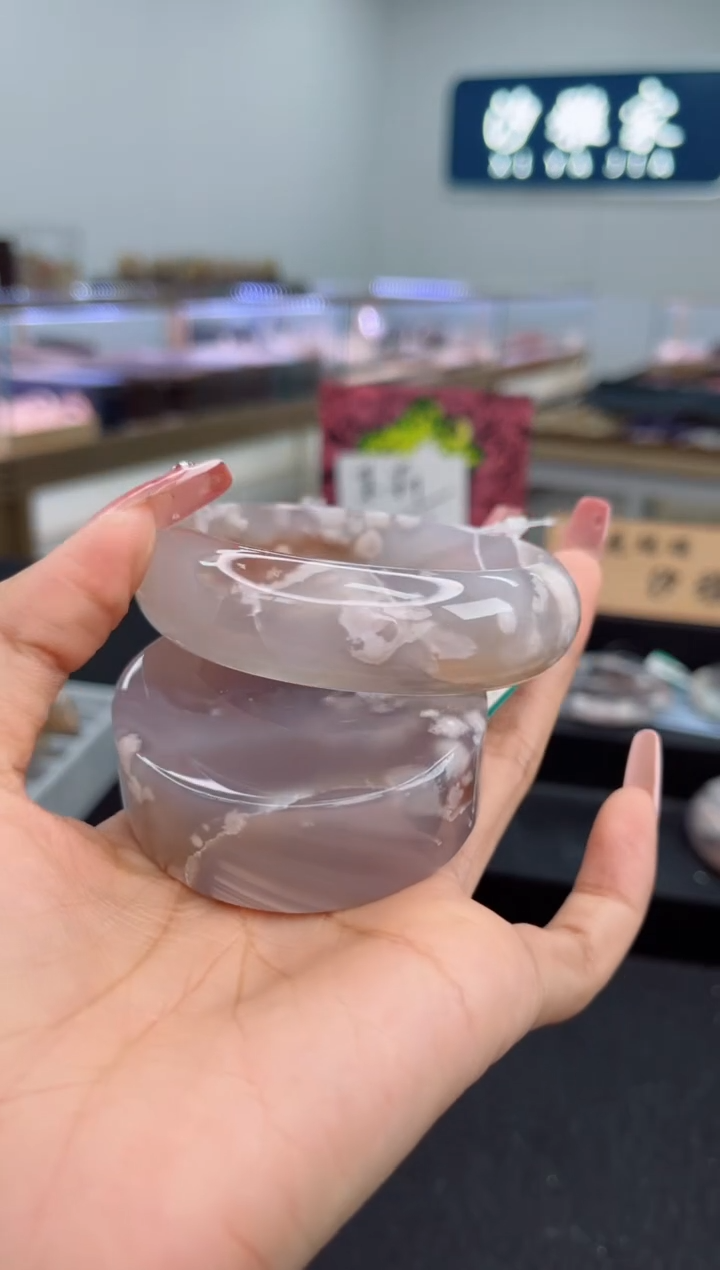 石英质玉手镯未镶嵌61圈口（赠品镯心）3571475