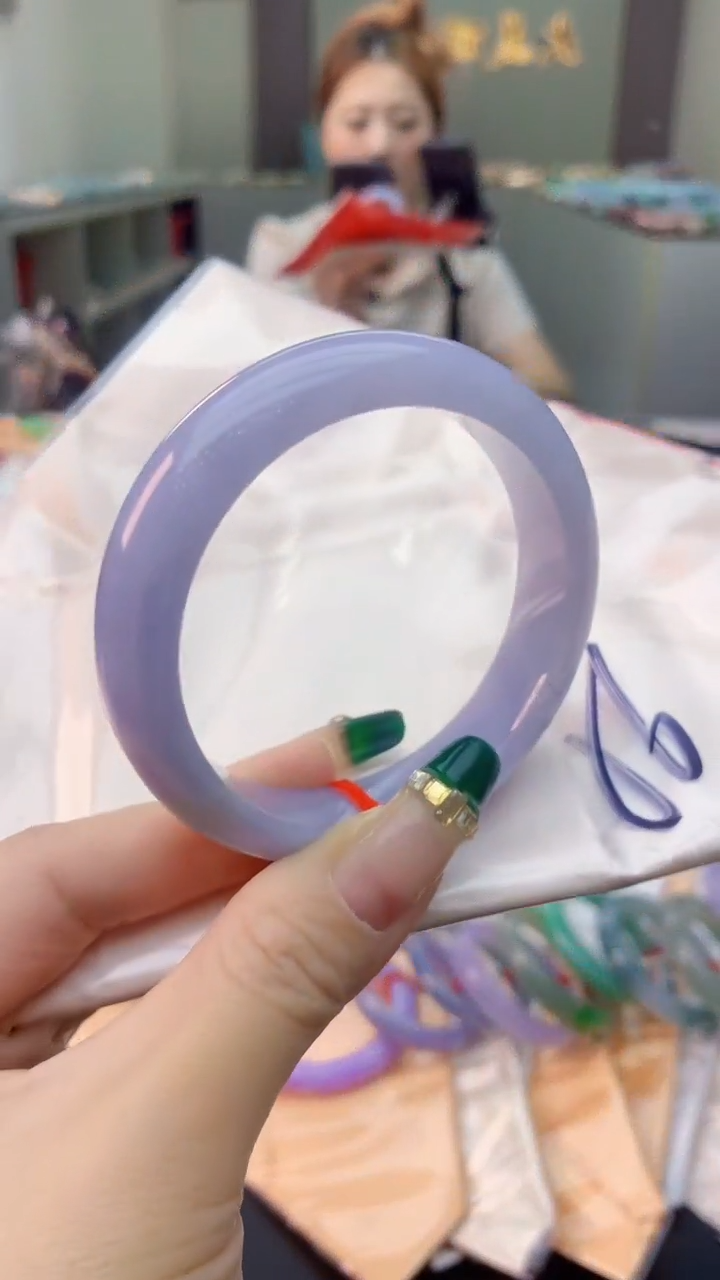 翡翠手镯未镶嵌0835641536