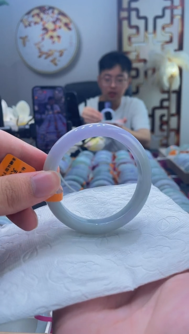 翡翠手镯未镶嵌027-54