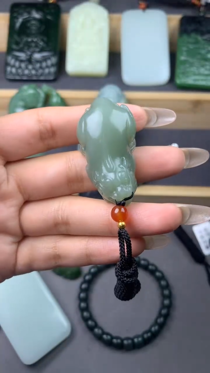 【闪购商品】和田玉吊坠(不含链)未镶嵌挂件拍一发一