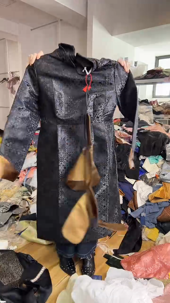 2XL码    125-135斤 