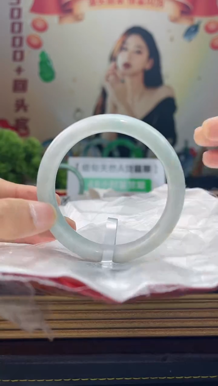 【闪购商品】翡翠手镯未镶嵌手镯13