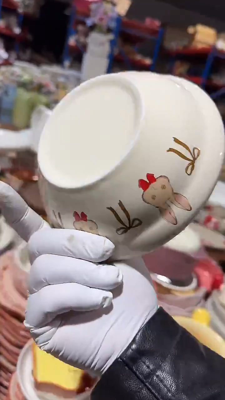 陶瓷兔子面碗微瑕 凑满20元包邮